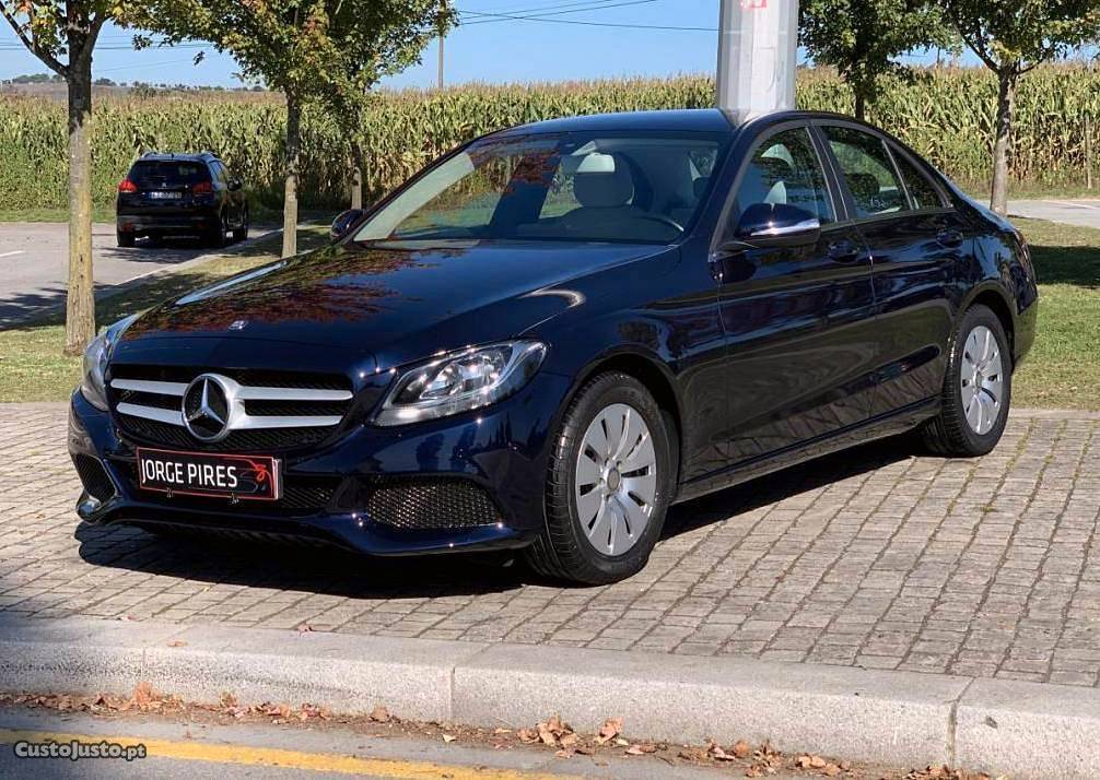 Mercedes-Benz C 220 AVANTGARDE  Km Junho/15 - à venda