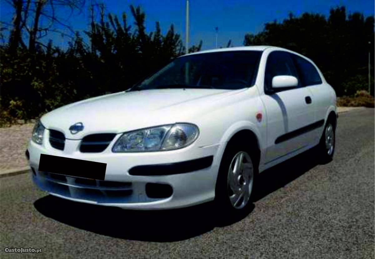 Nissan Almera 2.2 DI Confor Maio/00 - à venda - Comerciais