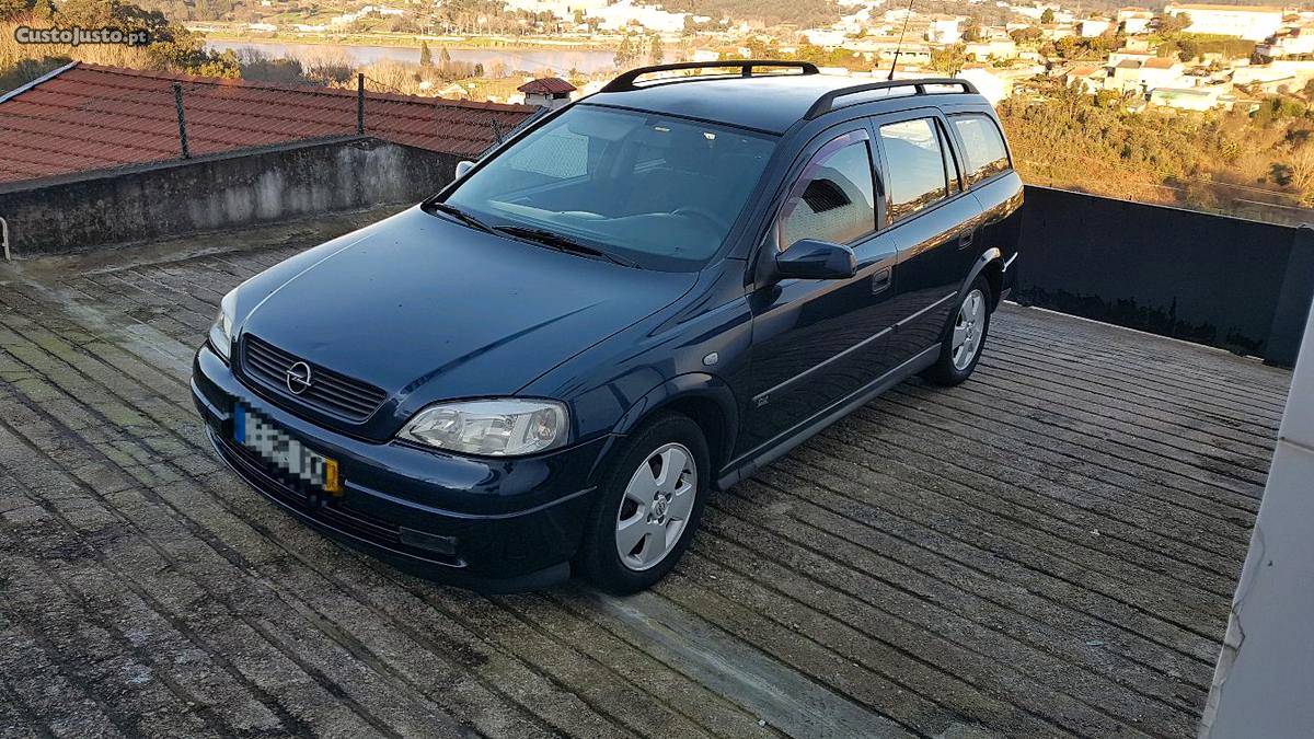 Opel Astra v klm Julho/02 - à venda - Ligeiros