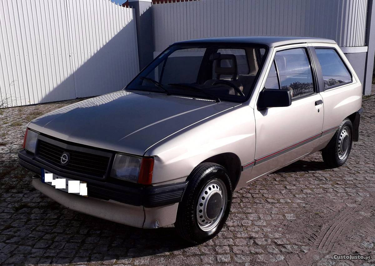 Opel Corsa 1.2 ST  Original Setembro/89 - à venda -