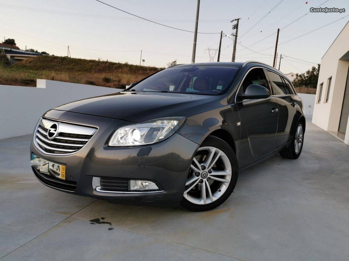 Opel Insignia 2.0 Cosmo CTDI Junho/10 - à venda - Ligeiros