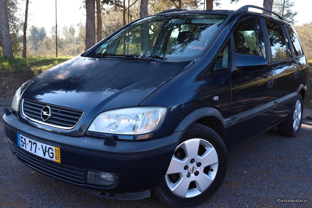 Opel Zafira 2.2 DTI Julho/03 - à venda - Ligeiros