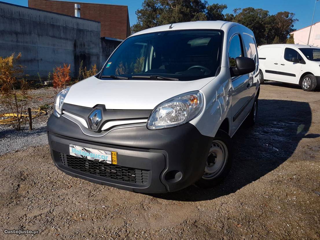 Renault Kangoo Iva Dedutível Junho/16 - à venda - Ligeiros