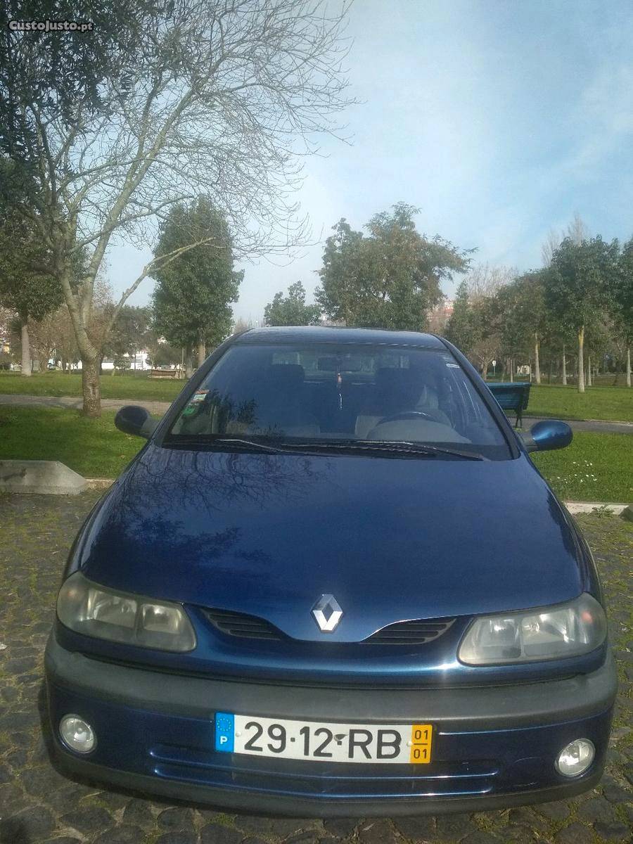 Renault Laguna 1.6 RXT 16V Janeiro/01 - à venda - Ligeiros