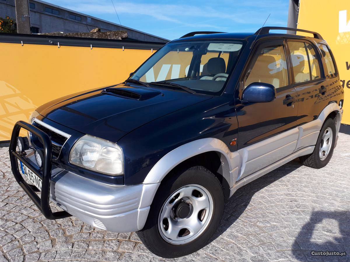 Suzuki Grand Vitara 2.0 TD 4 4 5 lugares Junho/09 - à venda