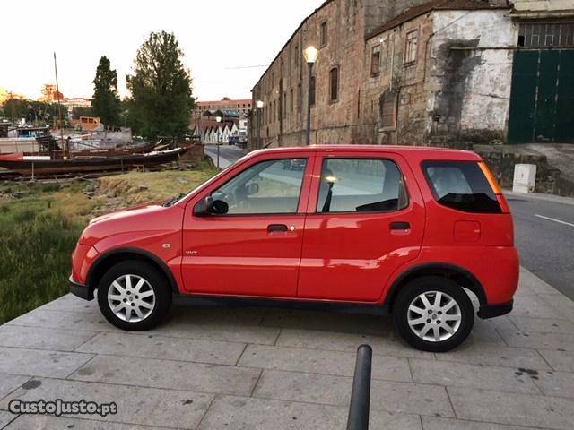 Suzuki Ignis 1.3cc 94cv CROSSOVER Fevereiro/06 - à venda -