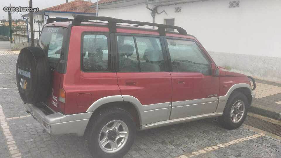 Suzuki Vitara 1.9TD JLX 4x4 M/ Bom Agosto/97 - à venda -