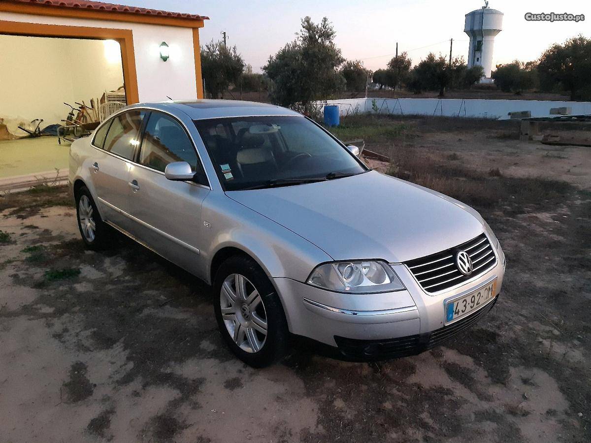 VW Passat highline Outubro/00 - à venda - Ligeiros