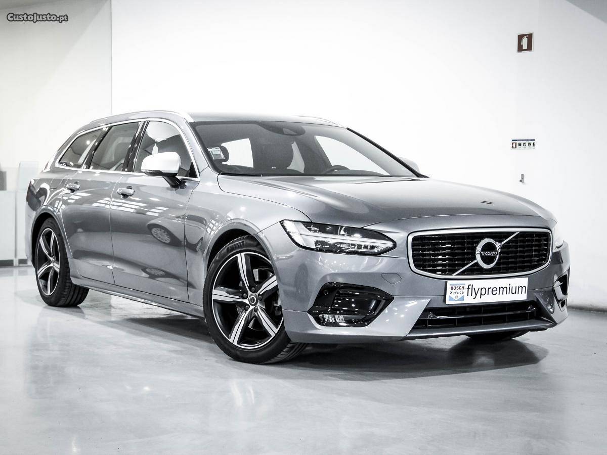 Volvo V90 D4 R Design Julho/18 - à venda - Ligeiros