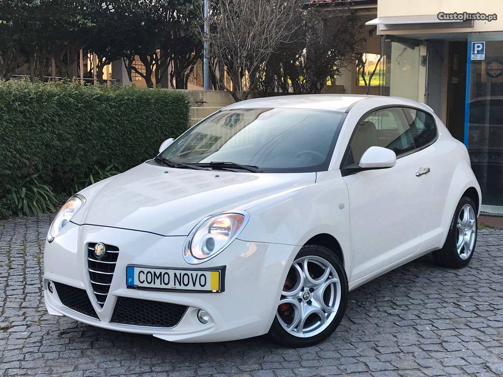 Alfa Romeo Mito 1.3 Distinctive GPS Novembro/11 - à venda -