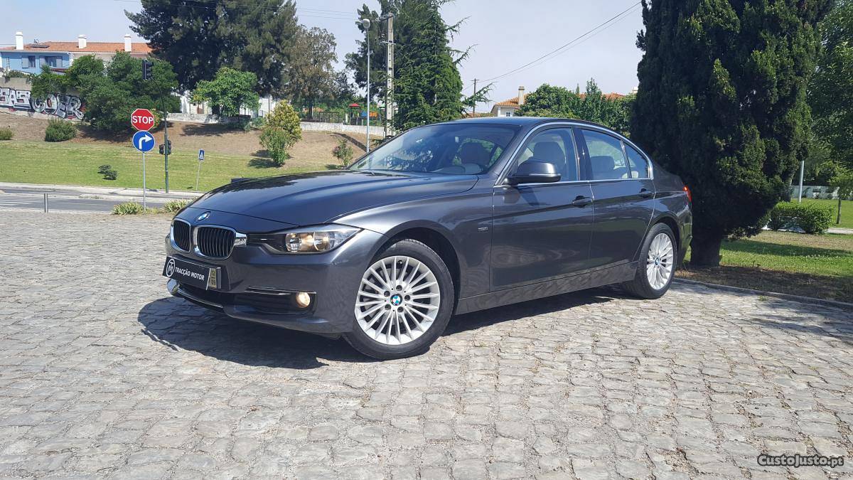 BMW 320 dA Luxury Setembro/12 - à venda - Ligeiros