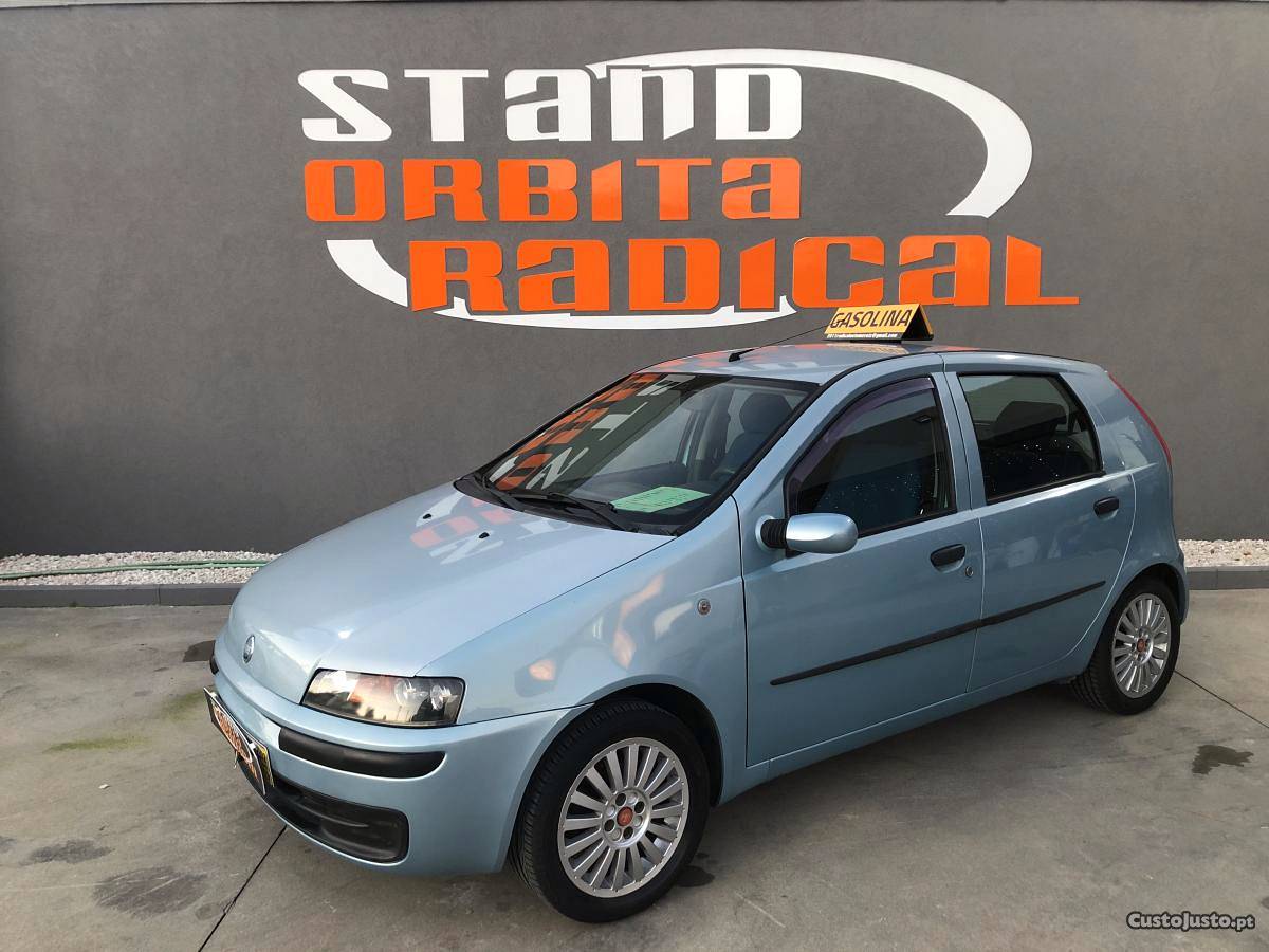 Fiat Punto 1.2 Setembro/02 - à venda - Ligeiros