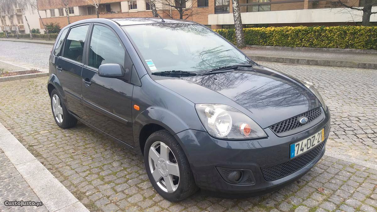 Ford Fiesta 1.25 c/garantia Julho/07 - à venda - Ligeiros