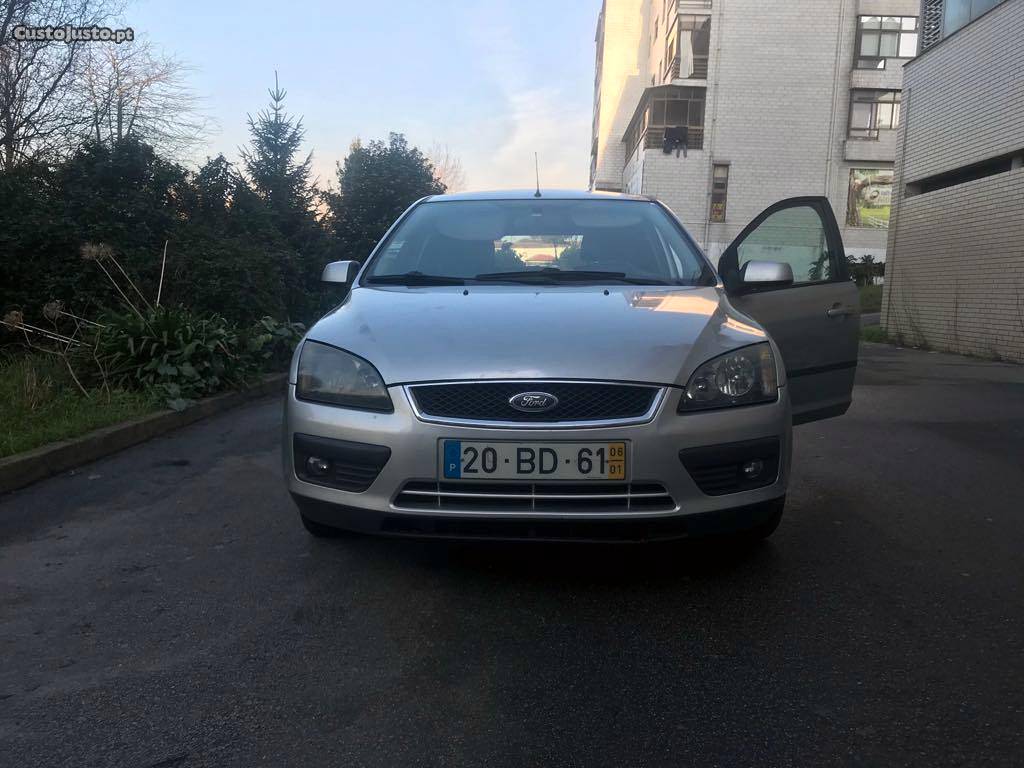 Ford Focus 1.6 tdci Janeiro/06 - à venda - Ligeiros