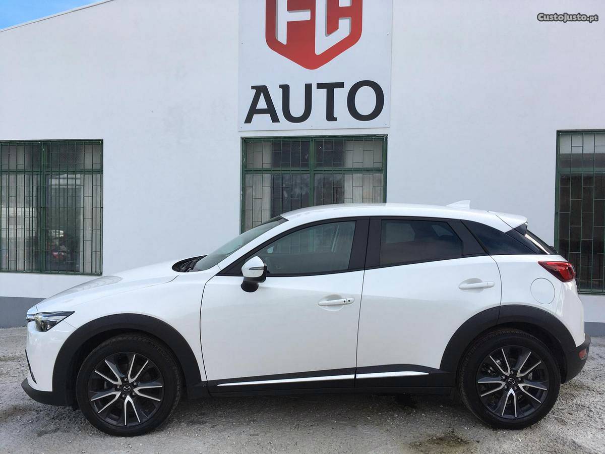 Mazda CX-3 1.5 skyactiv navi bose Junho/17 - à venda -