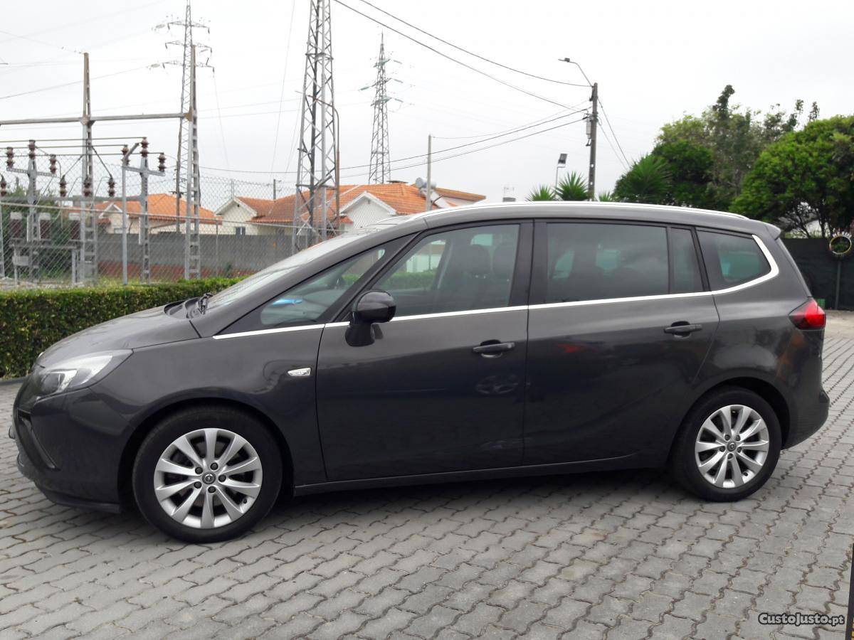 Opel Zafira Eco Dezembro/14 - à venda - Ligeiros