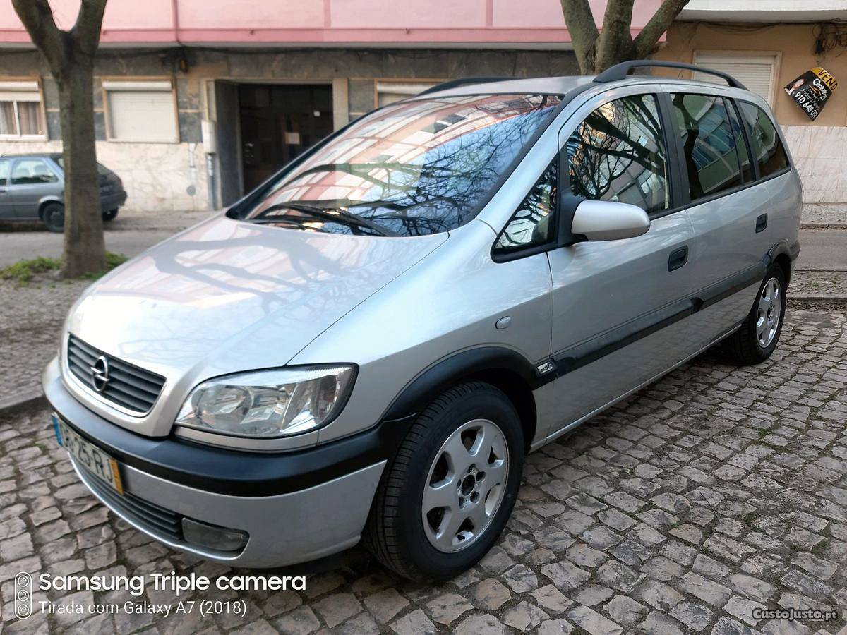 Opel Zafira Elegance Março/01 - à venda - Ligeiros