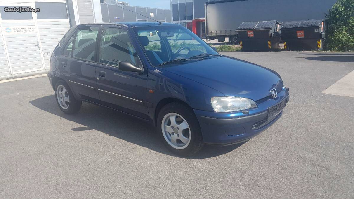 Peugeot 106 Janeiro/98 - à venda - Ligeiros Passageiros,