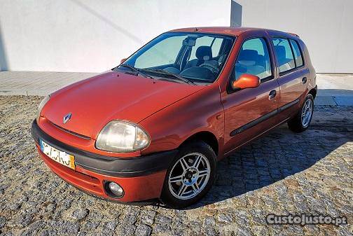 Renault Clio 1.2 rt Abril/99 - à venda - Ligeiros