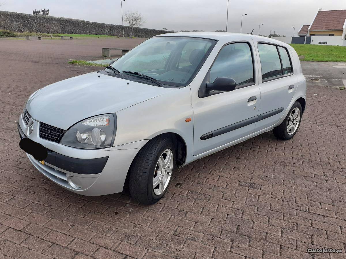 Renault Clio 1.5 Diesel Maio/03 - à venda - Ligeiros