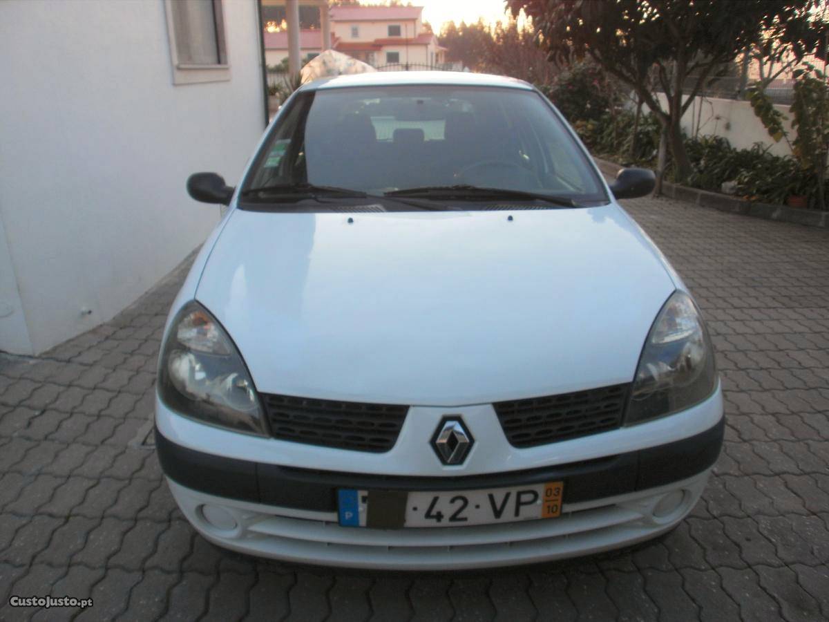 Renault Clio clio 1.2 Outubro/03 - à venda - Ligeiros