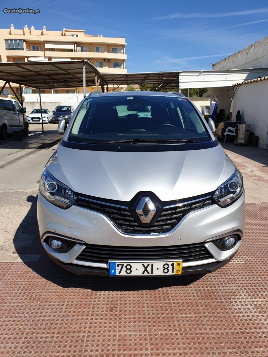 Renault Grand Scénic Intense Julho/18 - à venda -