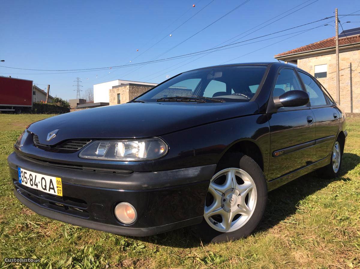 Renault Laguna 1.9 DTI (Diesel) Junho/00 - à venda -