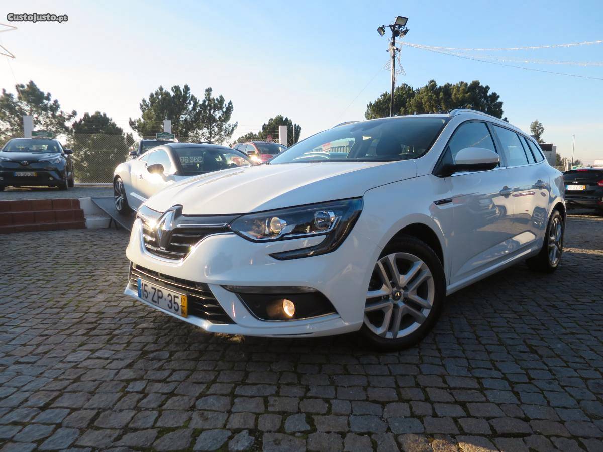 Renault Mégane ST1.5dCi Intens(GPS) Abril/17 - à venda -