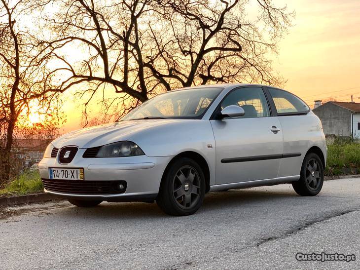 Seat Ibiza  Abril/04 - à venda - Comerciais / Van,