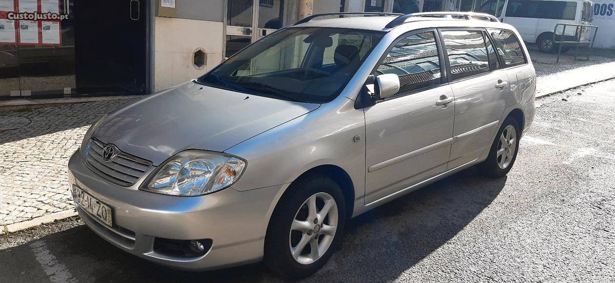 Toyota Corolla gasolina Julho/05 - à venda - Ligeiros