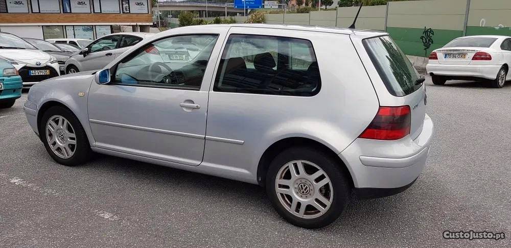 VW Golf SR 1.6 Dezembro/99 - à venda - Ligeiros