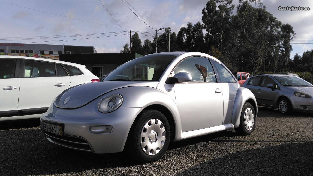 VW New Beetle 1.4 Agosto/03 - à venda - Ligeiros