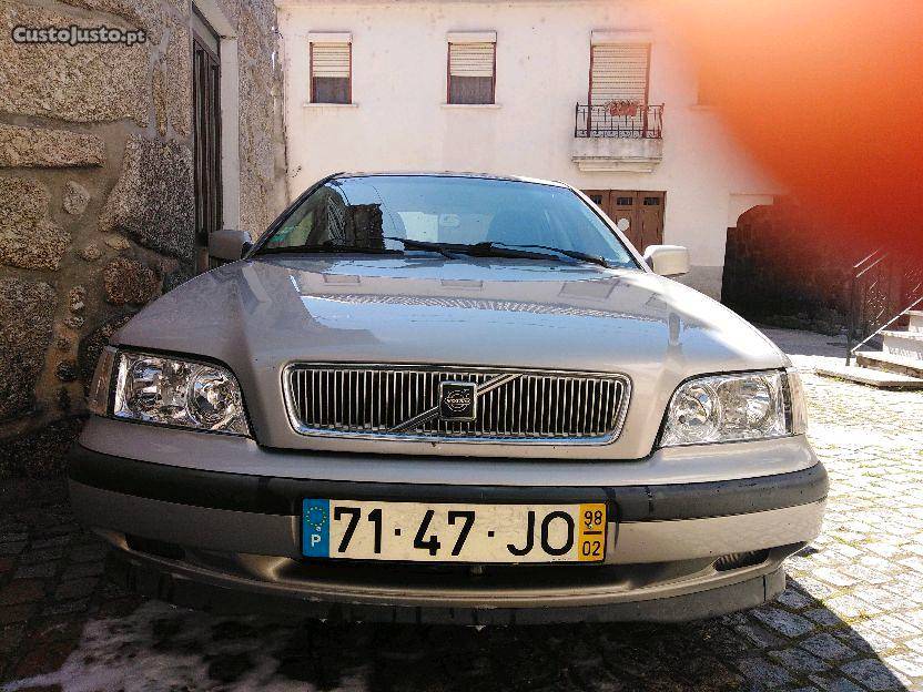 Volvo S t 4 Fevereiro/98 - à venda - Ligeiros
