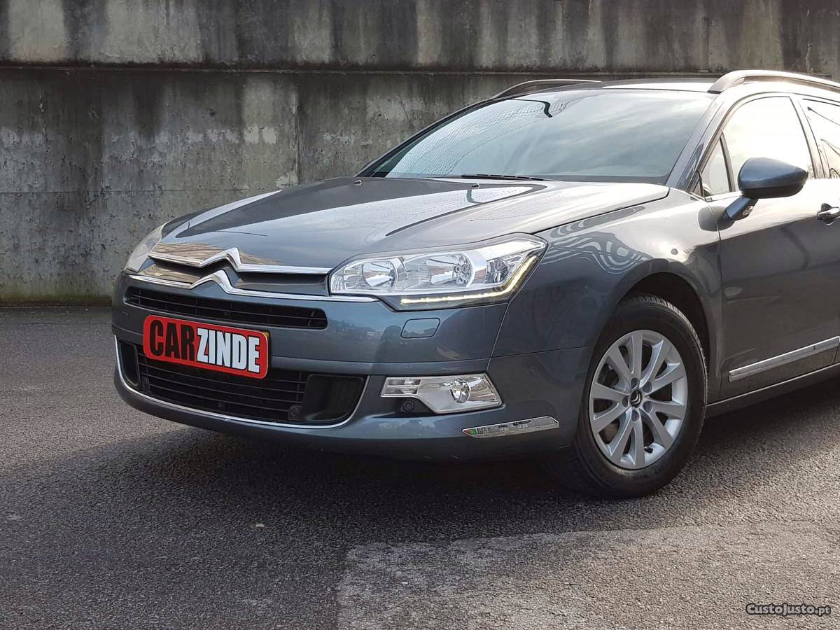 Citroën C5 SW 1.6e-HDi C/auto Abril/13 - à venda -