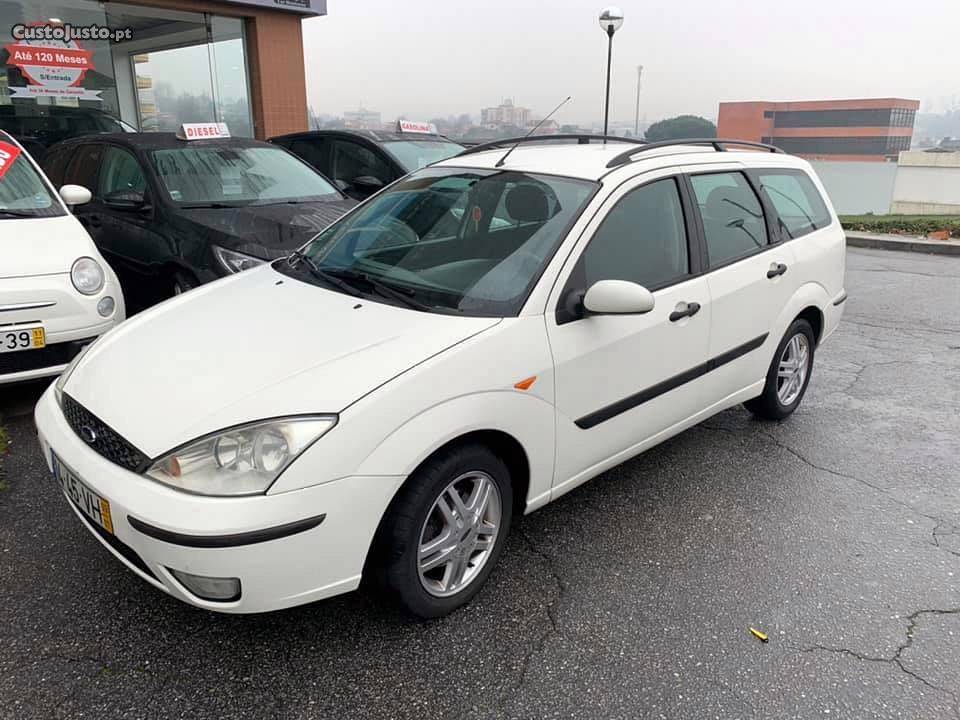 Ford Focus 1.8 tddi 90cv Aceito Retoma Julho/03 - à venda -