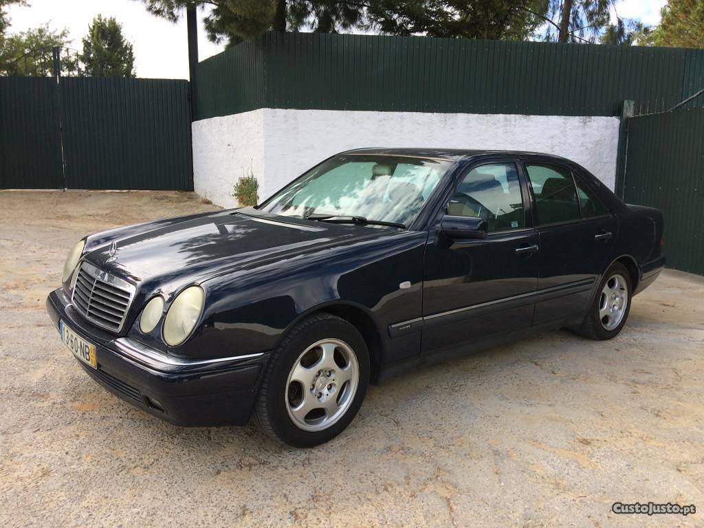 Mercedes-Benz E 200 KOMPRESSOR NACIONAL Março/99 - à venda