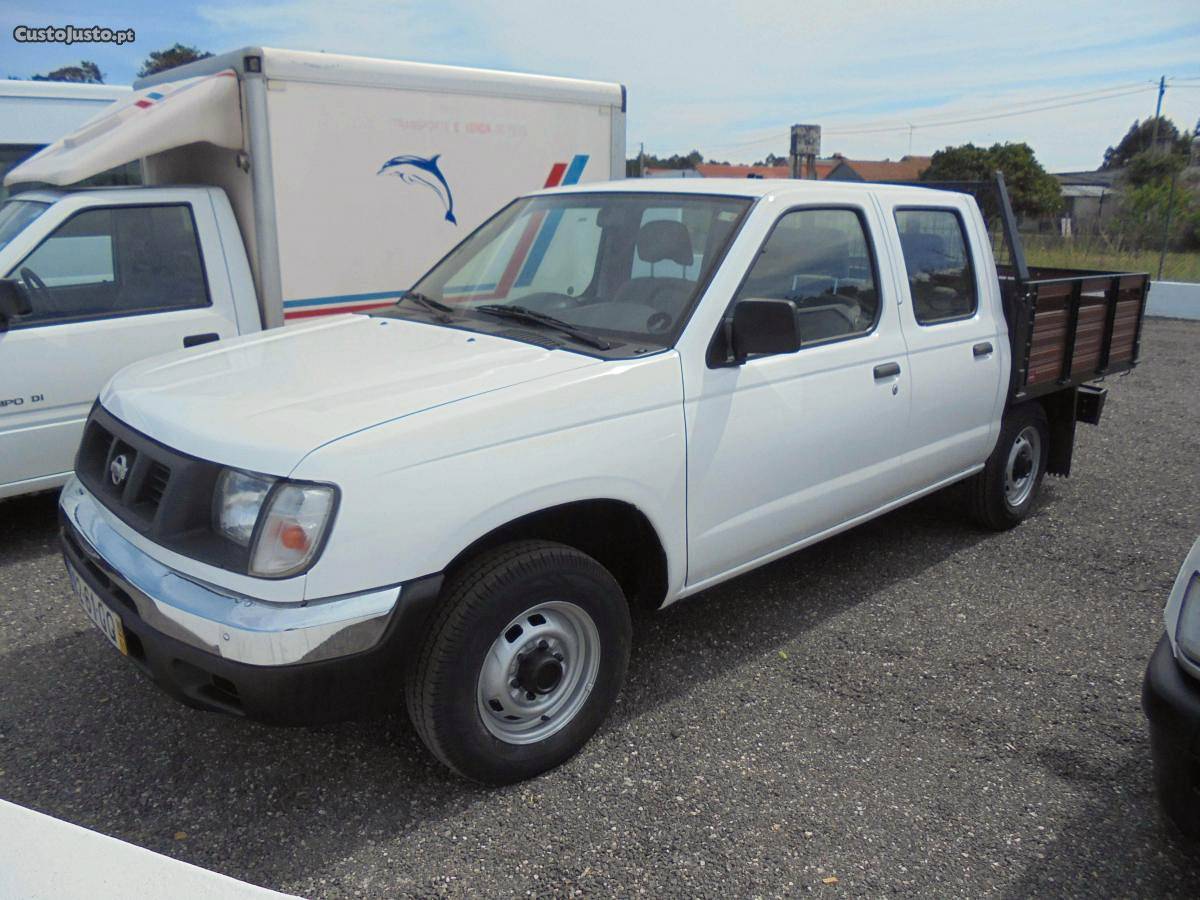 Nissan Pick Up 100%Financiamento Maio/00 - à venda -