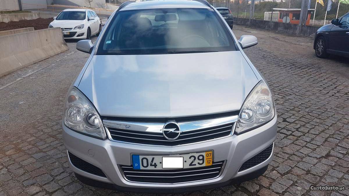 Opel Astra 1.3 CDTI MILKM Dezembro/07 - à venda -