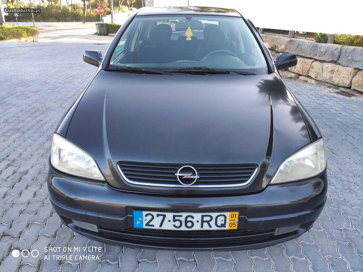 Opel Astra Impecável Maio/01 - à venda - Ligeiros