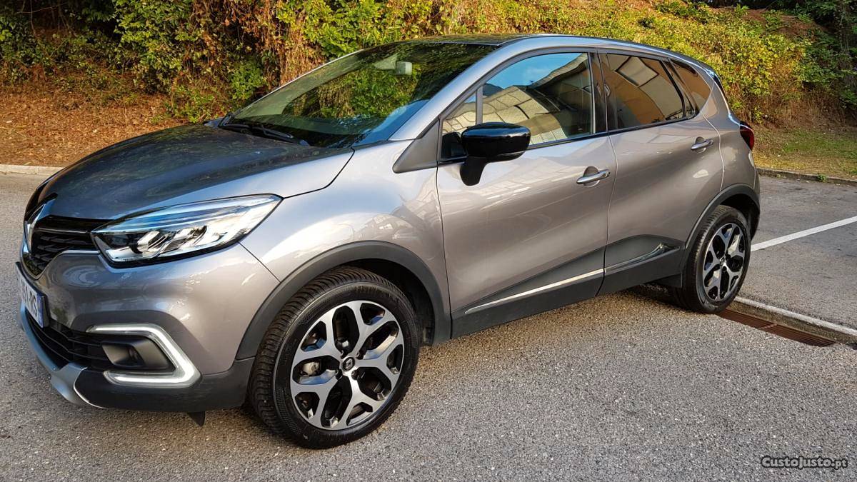 Renault Captur 1.5 DCI INTENSE Janeiro/18 - à venda -