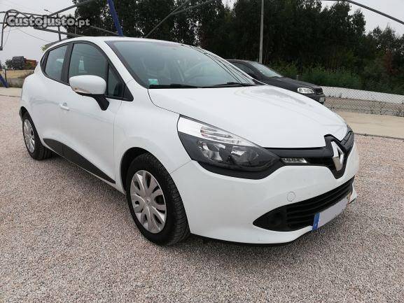 Renault Clio 1.5 dCi Abril/16 - à venda - Ligeiros