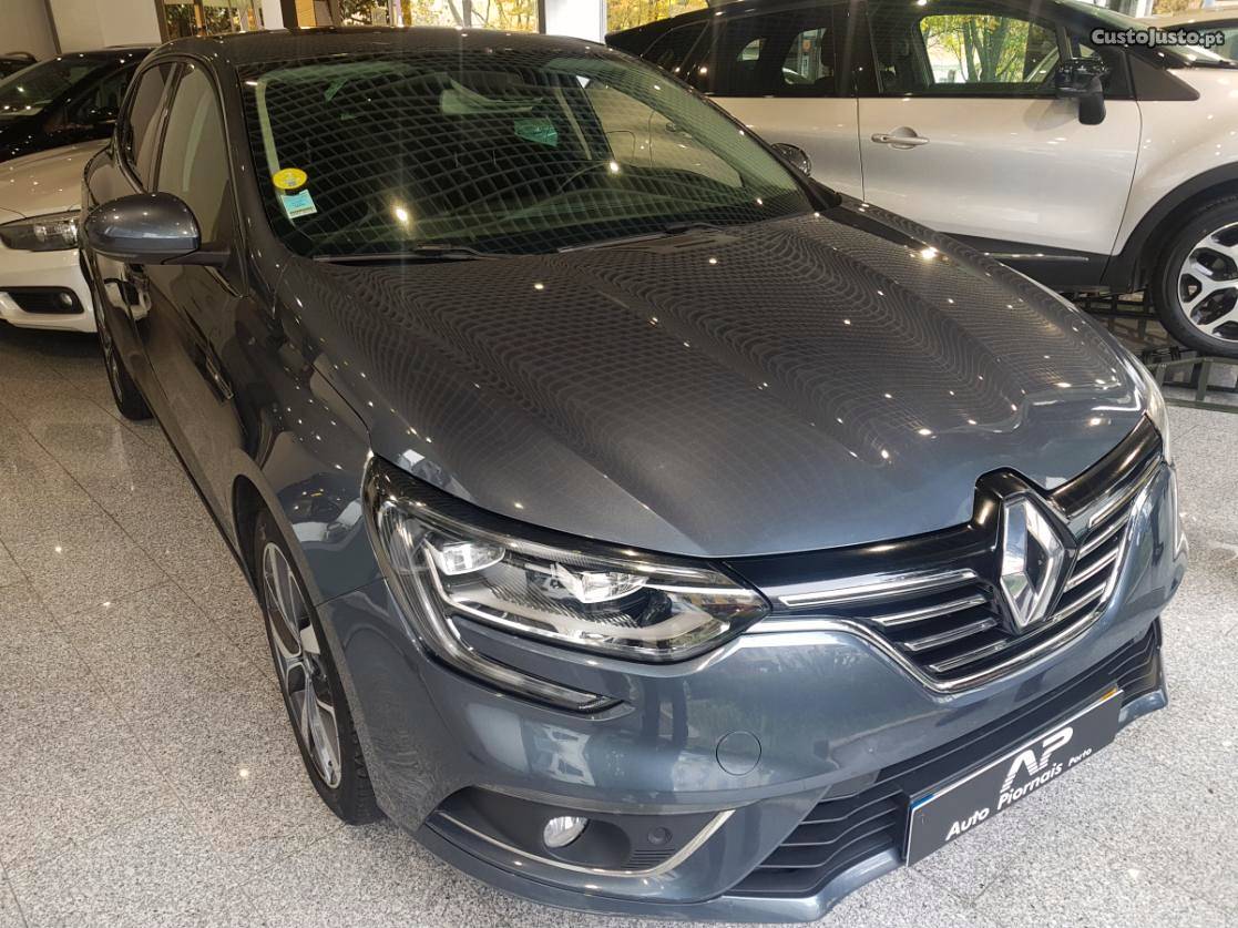 Renault Mégane INTENSE Maio/16 - à venda - Ligeiros