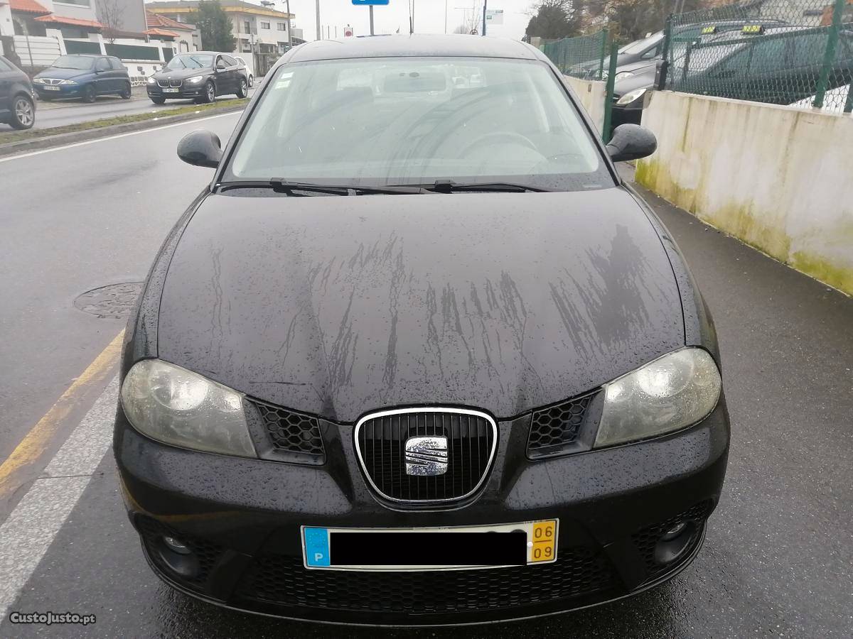 Seat Ibiza 1.2 5P KM Setembro/06 - à venda - Ligeiros