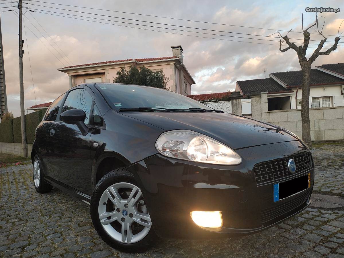 Fiat Grande Punto 1.3 M- JET SPORT Outubro/06 - à venda -