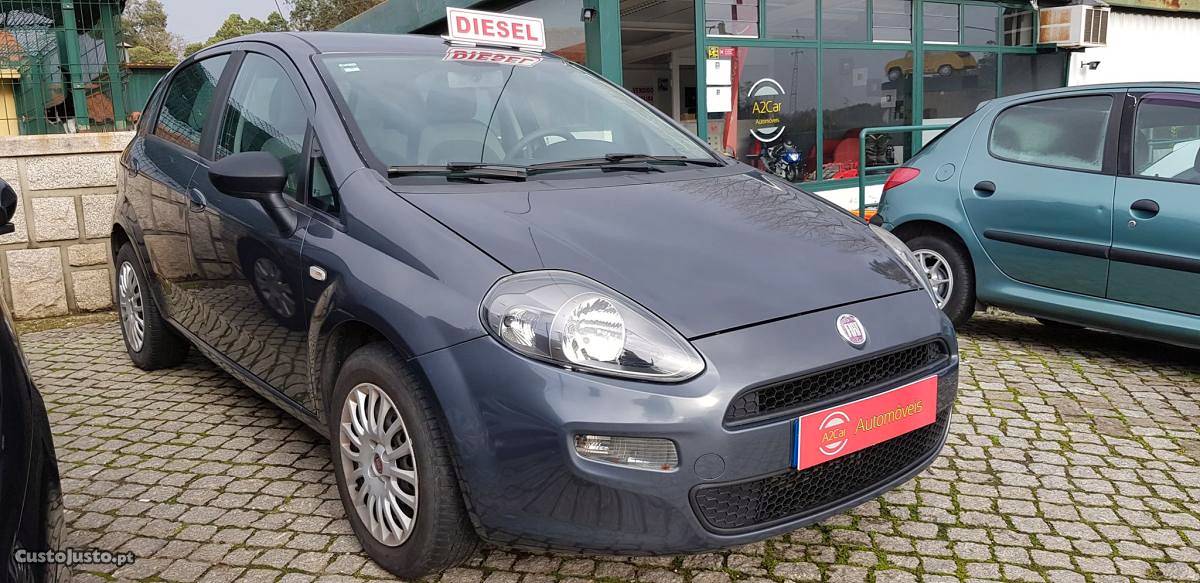 Fiat Punto Evo Janeiro/13 - à venda - Ligeiros Passageiros,