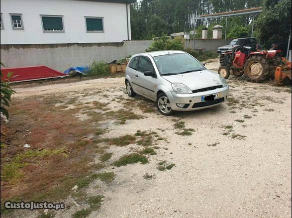 Ford Fiesta Mk5 Comercial Janeiro/04 - à venda - Comerciais