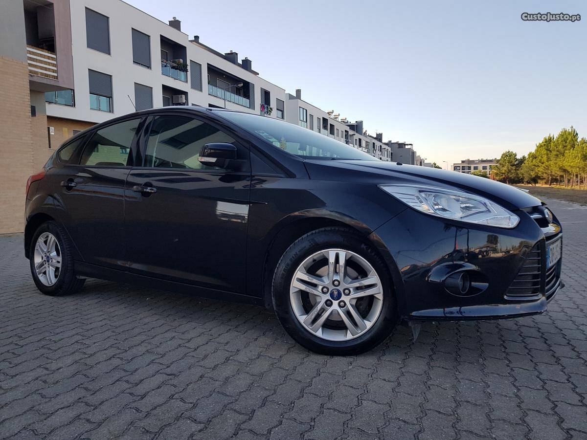 Ford Focus 1.6 TDCi Econetic Janeiro/14 - à venda -