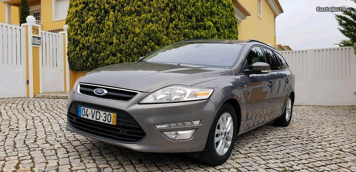 Ford Mondeo titanium Julho/14 - à venda - Ligeiros