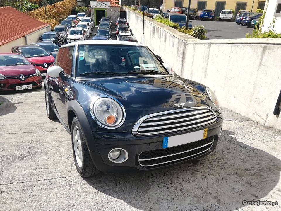 MINI Cooper 1.6 D Junho/08 - à venda - Ligeiros