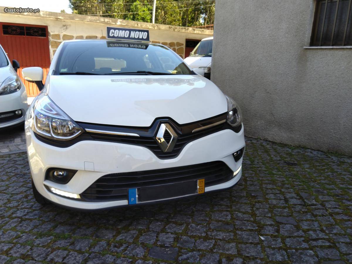 Renault Clio Clio iv Fevereiro/17 - à venda - Ligeiros